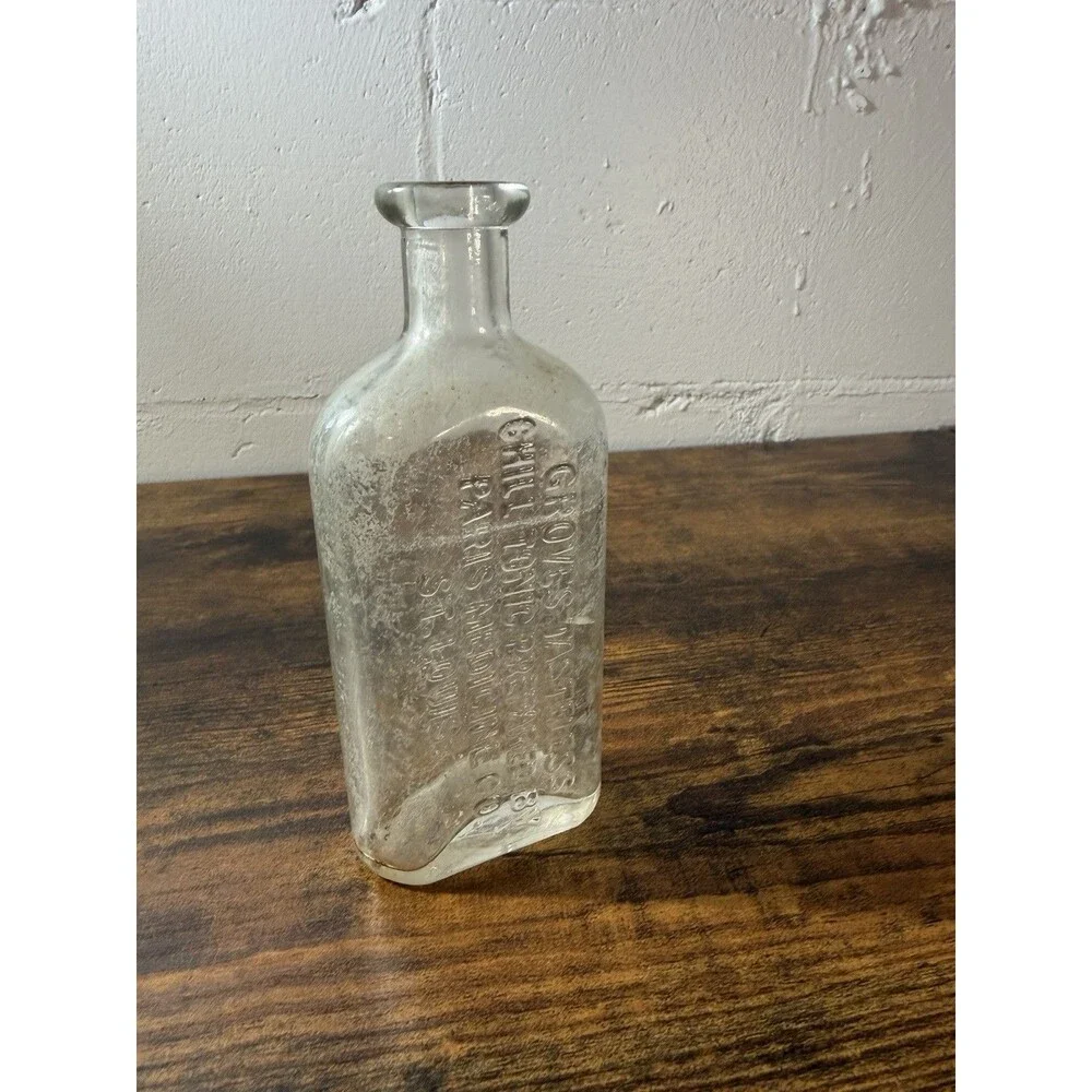 GROVES TASTELESS CHILL TONIC PARIS MEDICINE CO ST.LOUIS Circa 1890s Glass BOTTLE